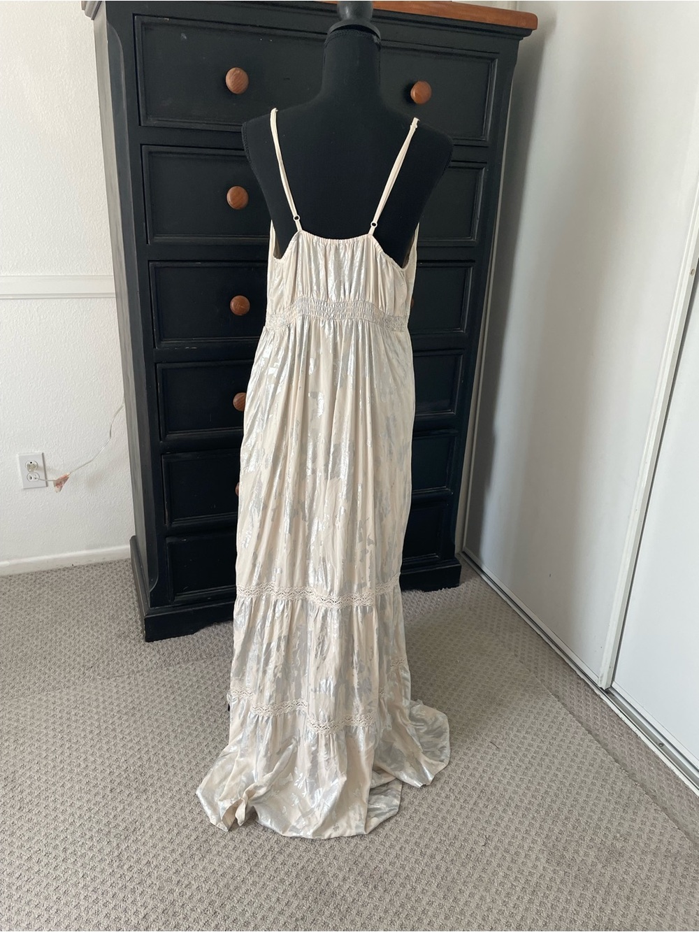 Mossimo Supply Co. Ivory Satin V-Neck Maxi Dress - Picture 3 of 5